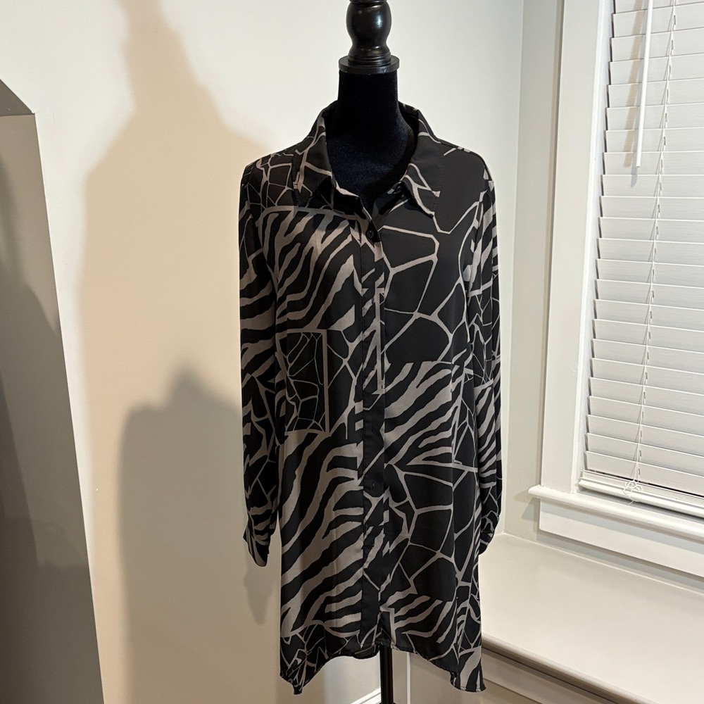 Susan Graver Black and Gray Patterned Dress